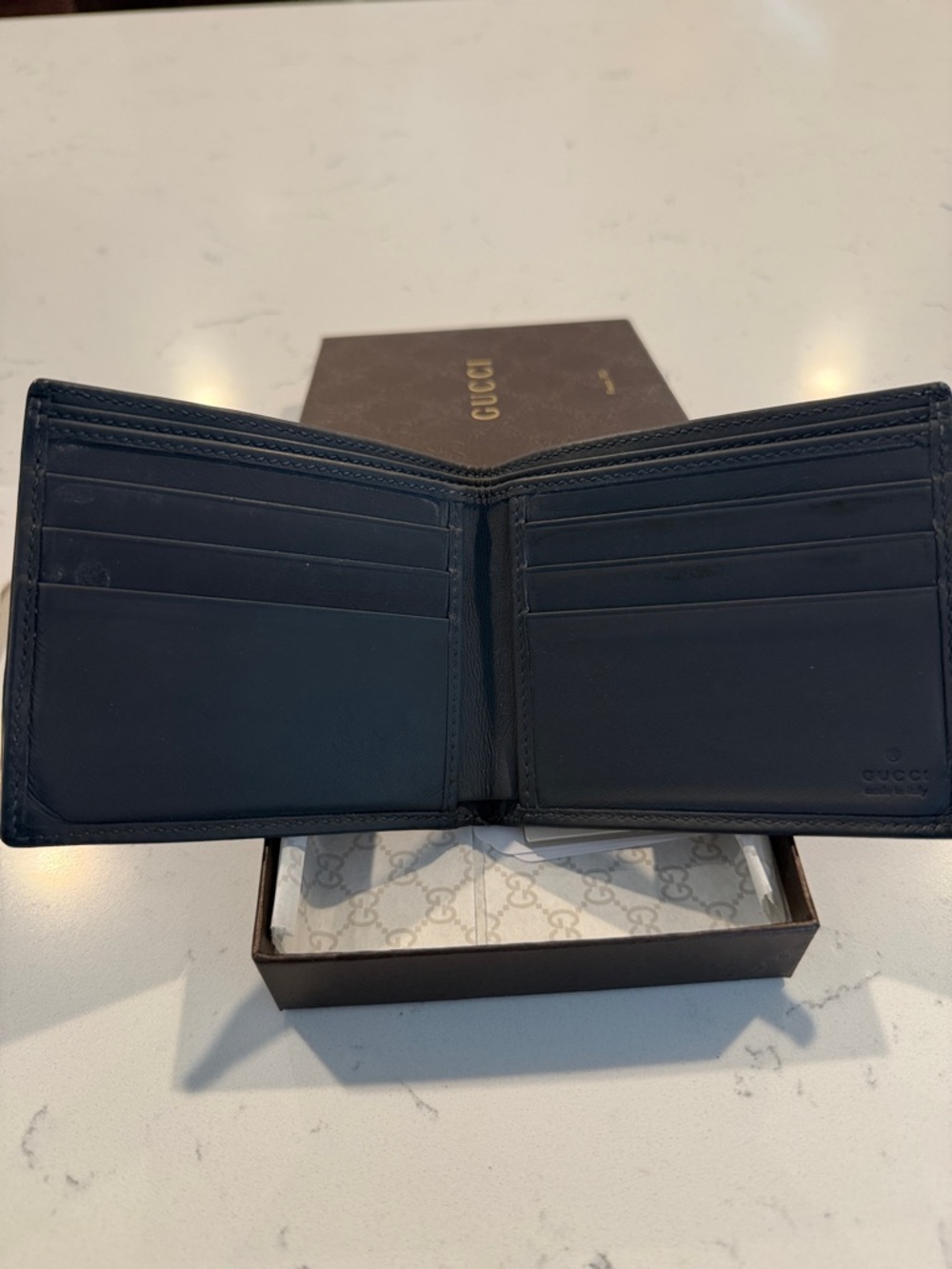 Gucci Black Embossed GG Leather Card & Key Holder - Picture 4 of 6